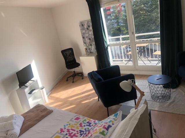 سانت إتيان Rond Point Studio Cosy Et Central Avec Balcon المظهر الخارجي الصورة